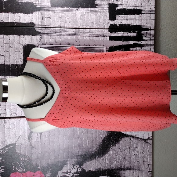 Torrid Coral Polka Dot Georgette Cami EUC - Picture 4 of 5